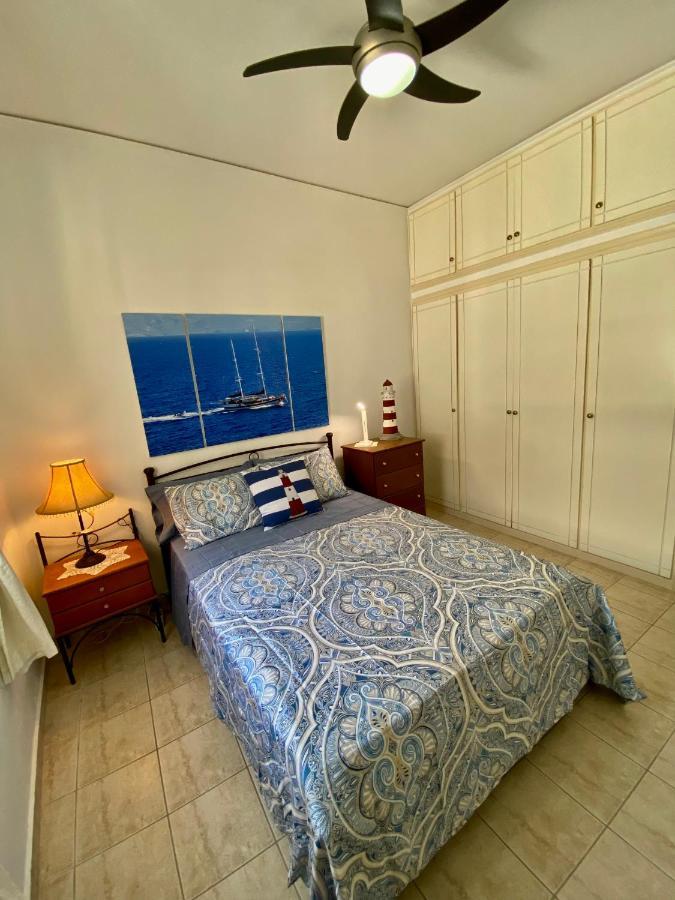 Gallery Apartments Ліксурі Екстер'єр фото