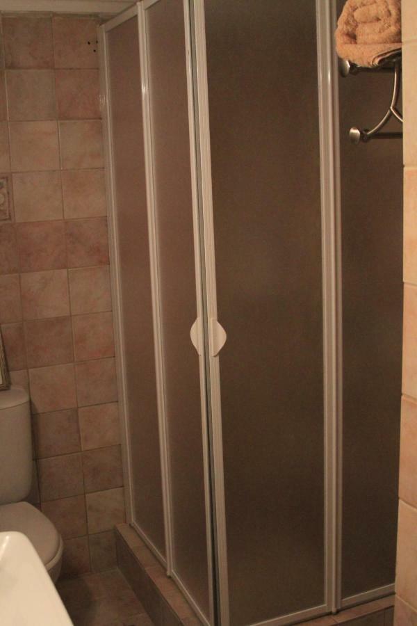 Gallery Apartments Ліксурі Екстер'єр фото